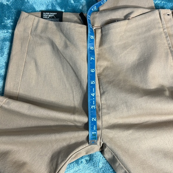 Women's Super Skinny High Waist Ankle pants sz 8 tan side zip - Picture 6 of 7
